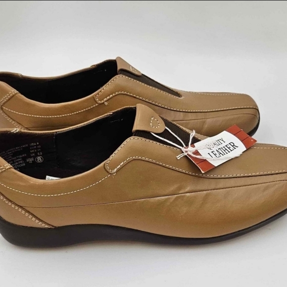 Predictions Women's Leather Shoes , Size 8 - Picture 8 of 9